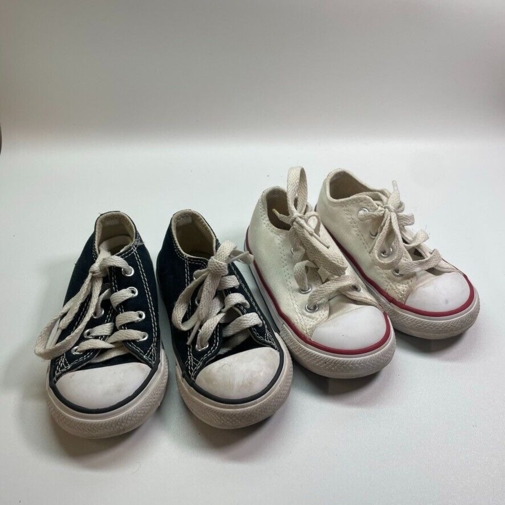 Lot of 2 Converse All Star Toddler Size 6 Black and white Canvas Low Top Lace up